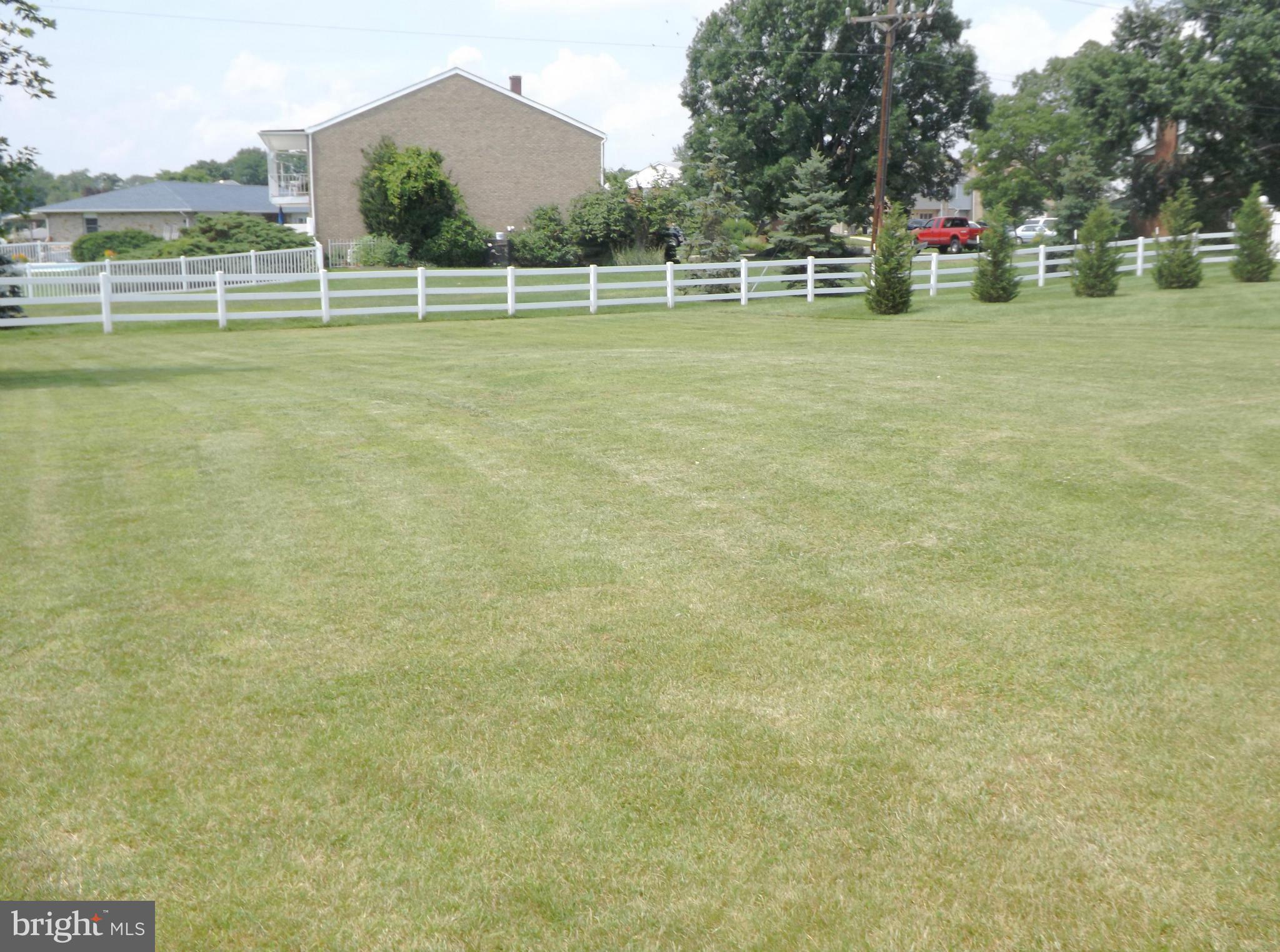 TAYLORS POINTE - Residential Lease