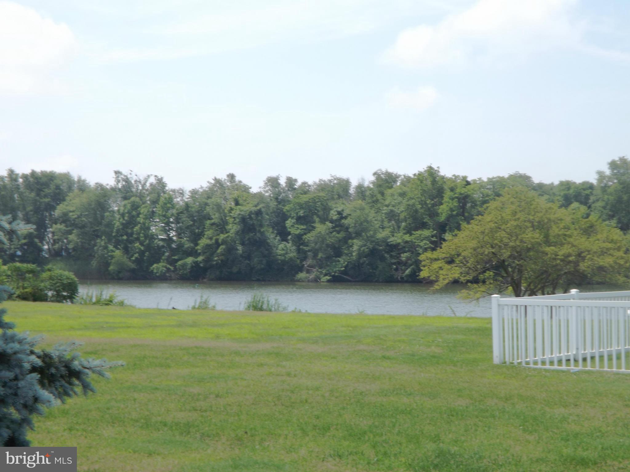 TAYLORS POINTE - Residential Lease