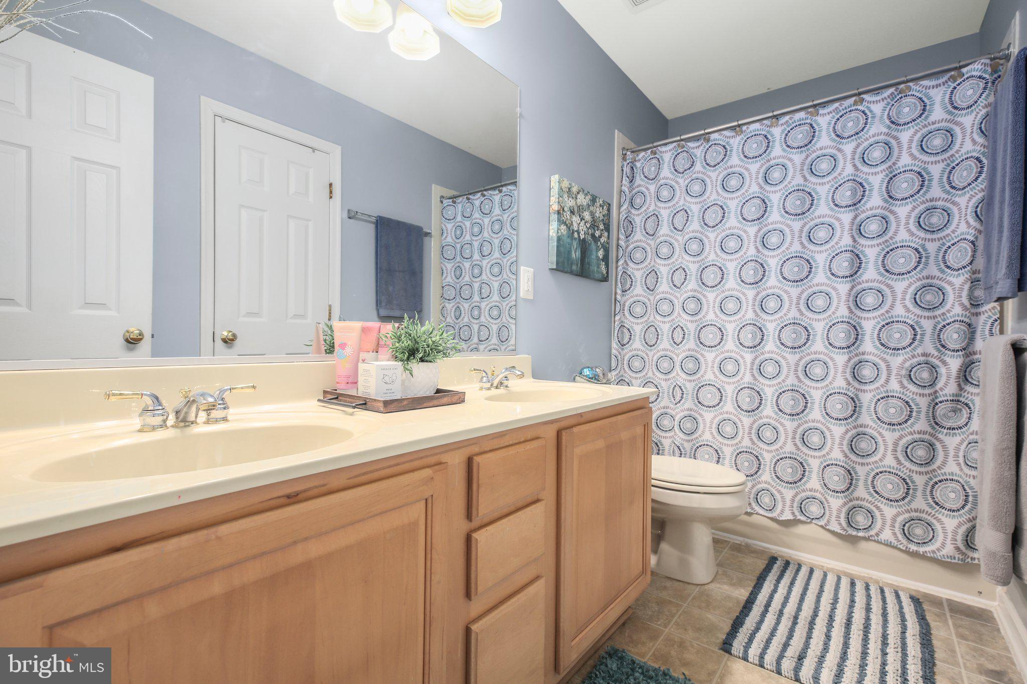 SALEM FIELDS - Residential