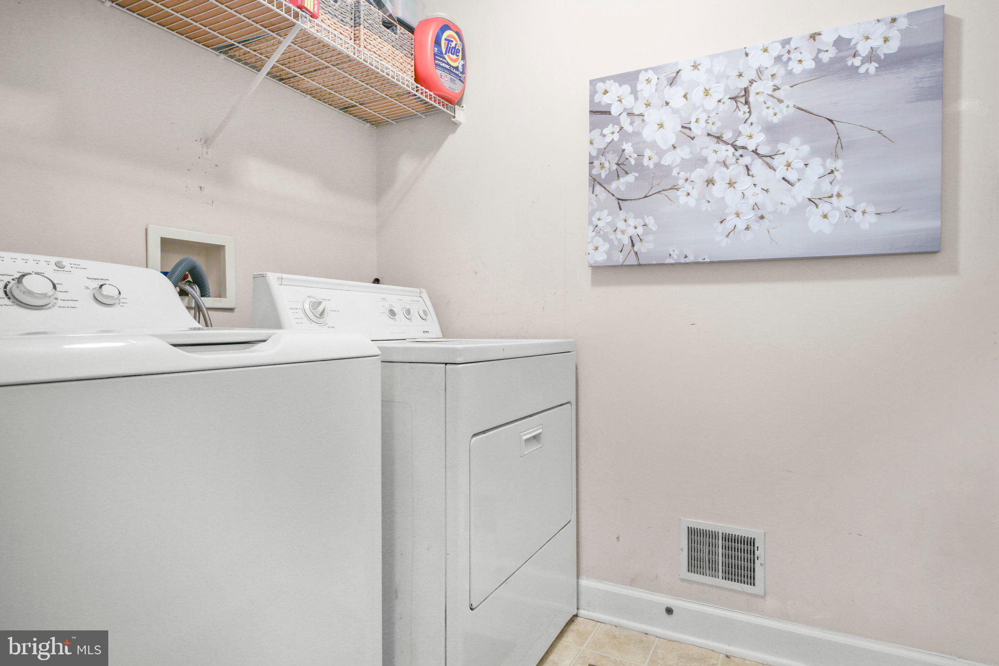 SALEM FIELDS - Residential