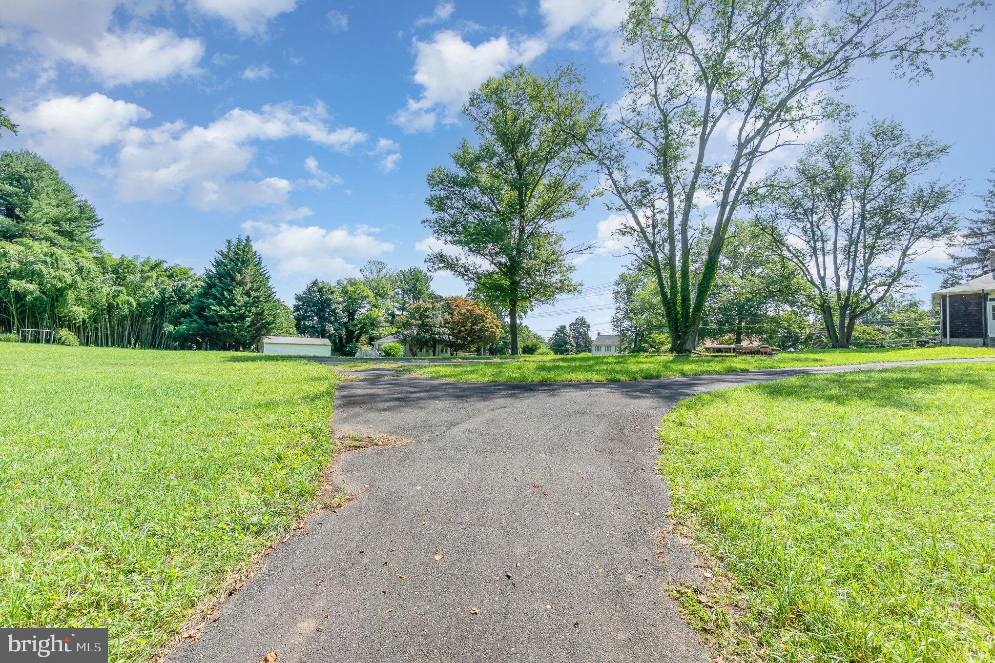 KINGSVILLE - Residential