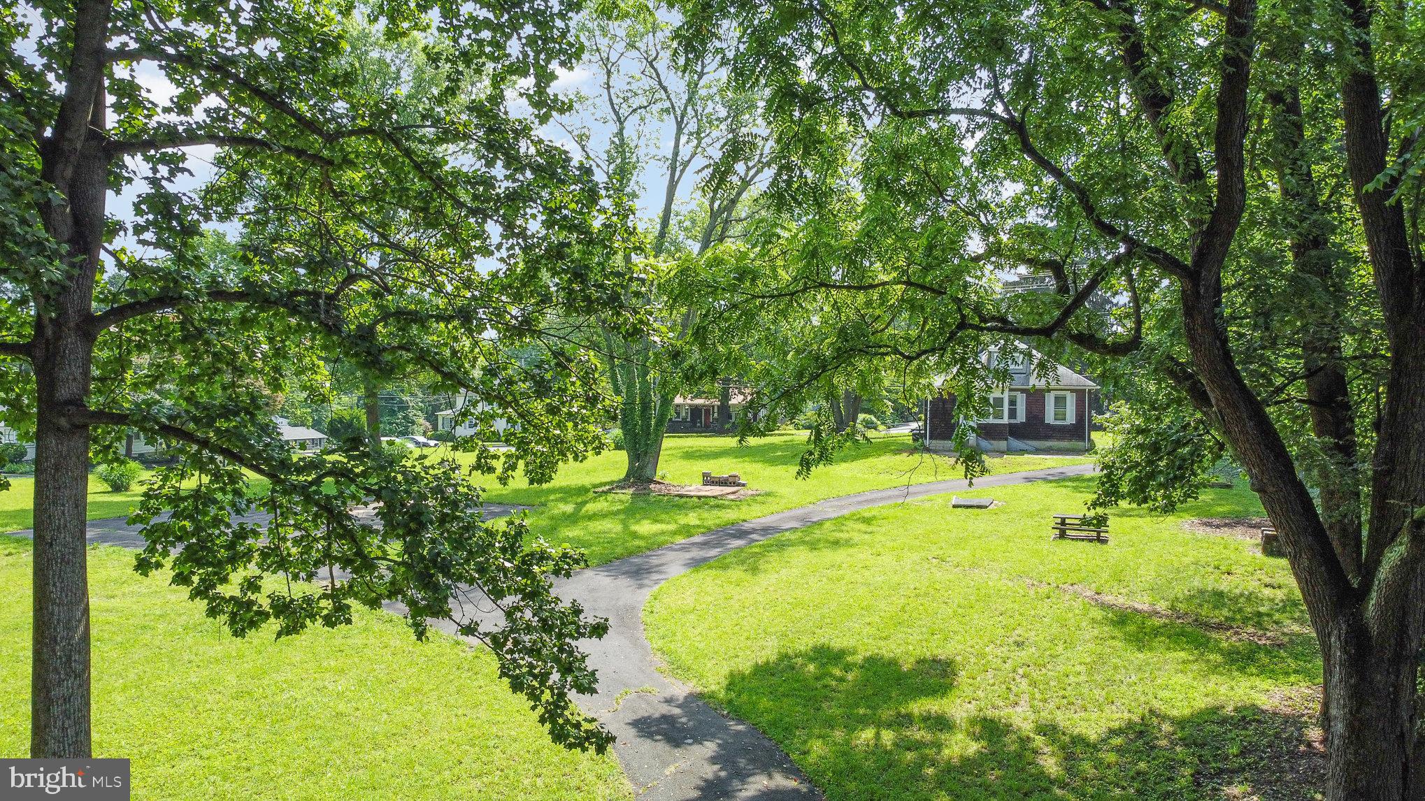 KINGSVILLE - Residential