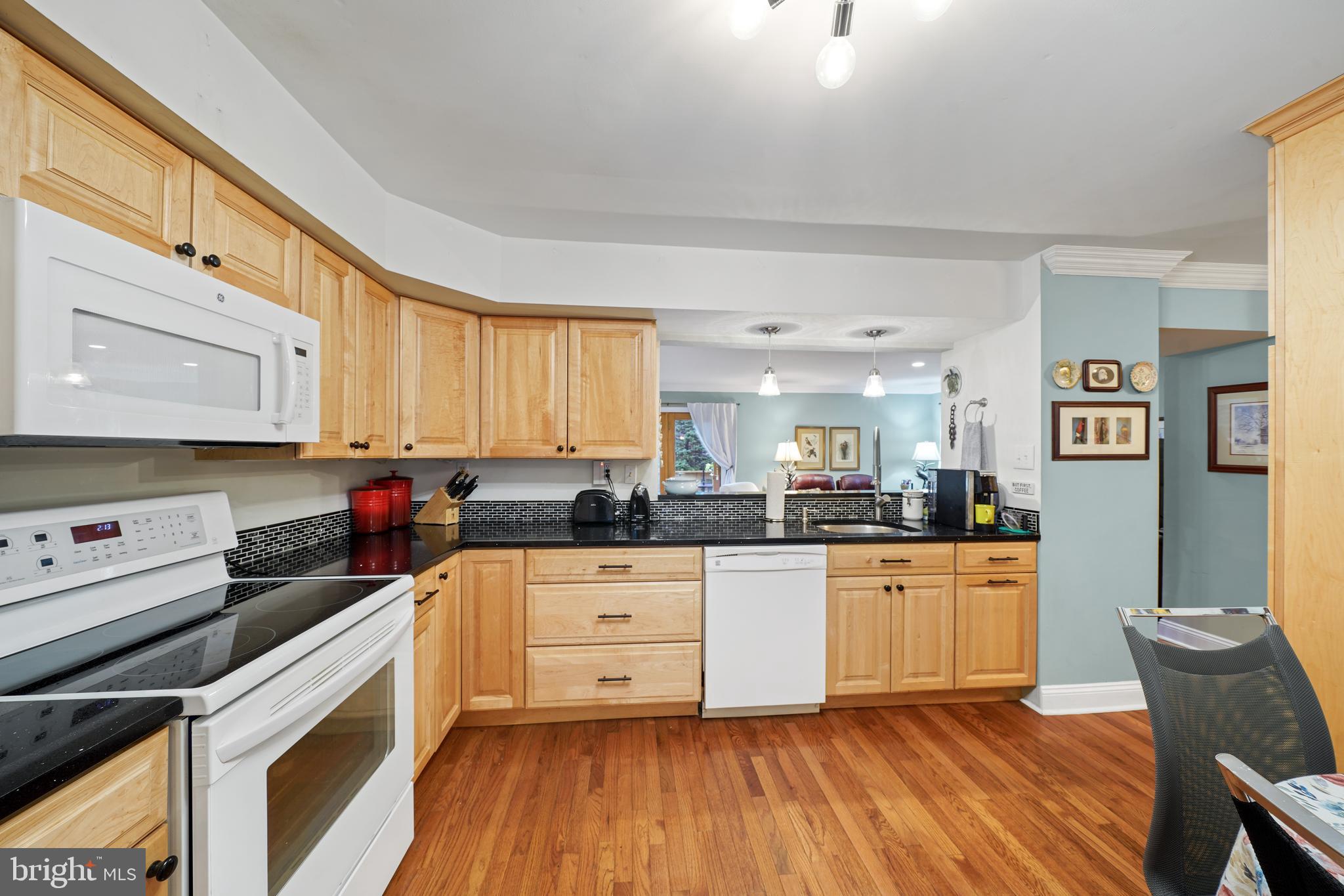 PLUM TREE VILLAGE - Residential