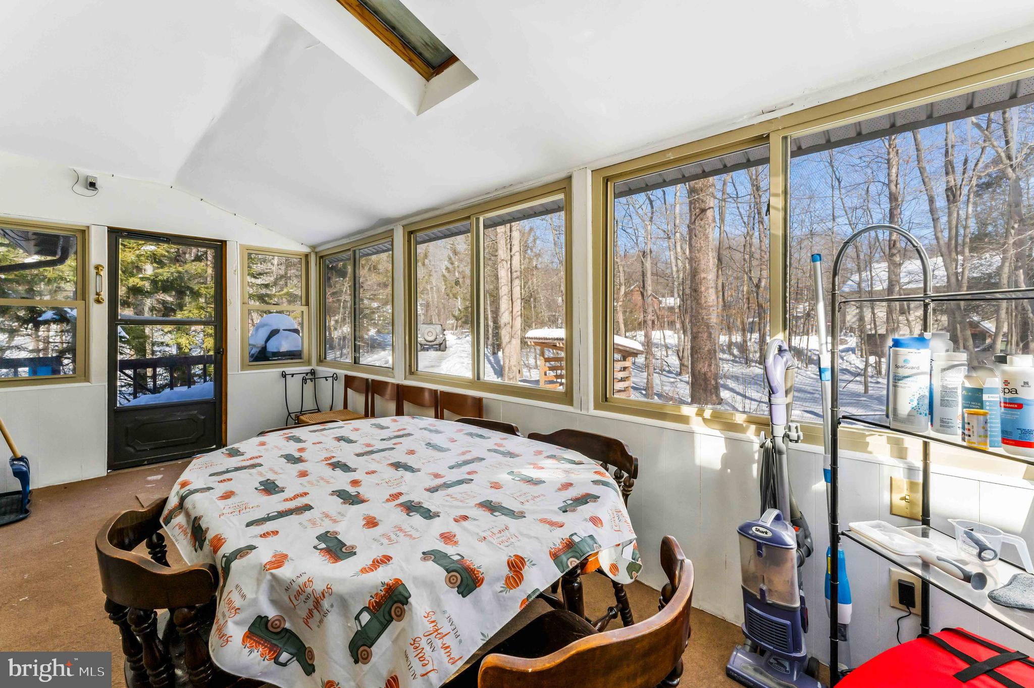 CAMELOT FOREST CONSERVATION ASSOC. - Residential