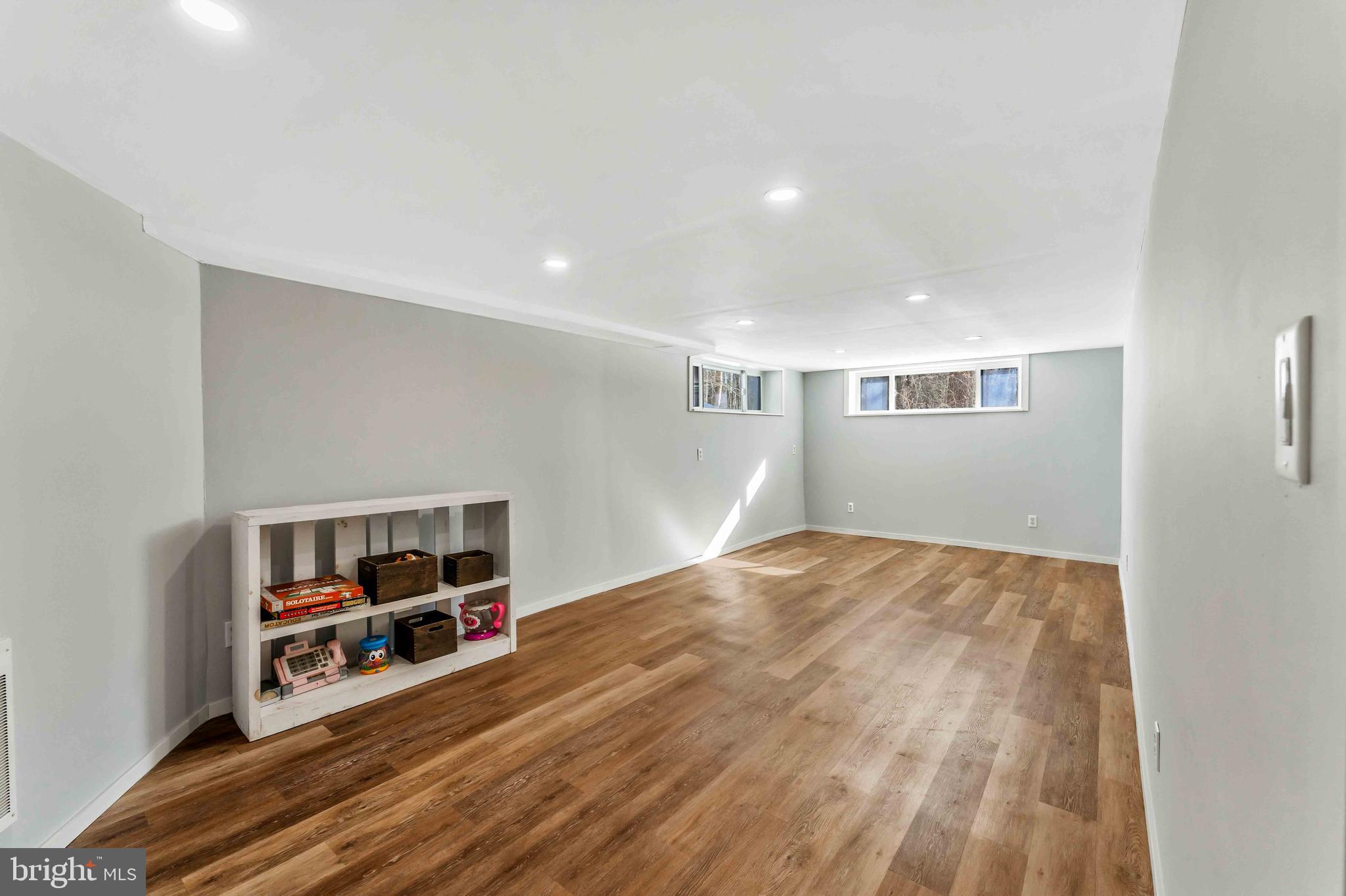 CAMELOT FOREST CONSERVATION ASSOC. - Residential