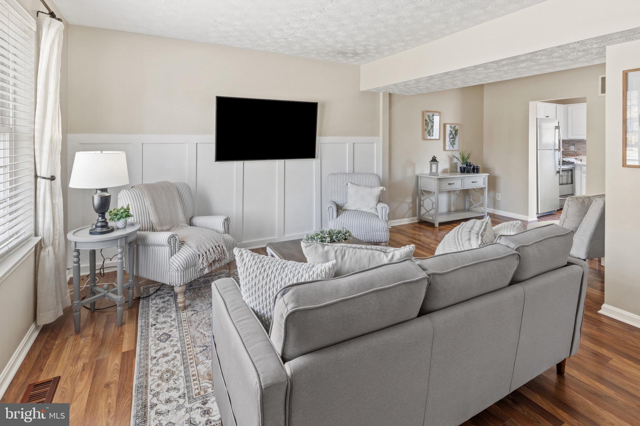 RICHARDSON MEWS - Residential