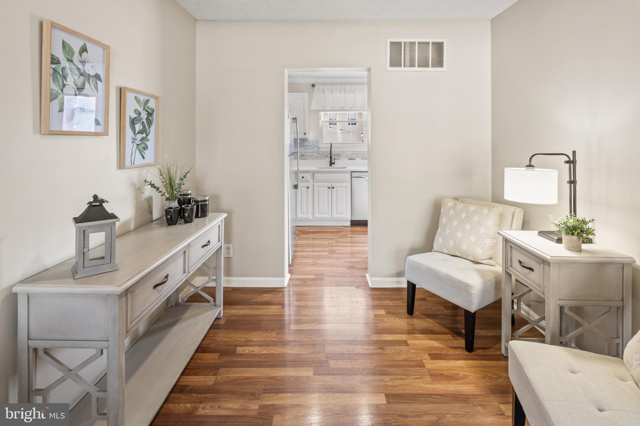 RICHARDSON MEWS - Residential