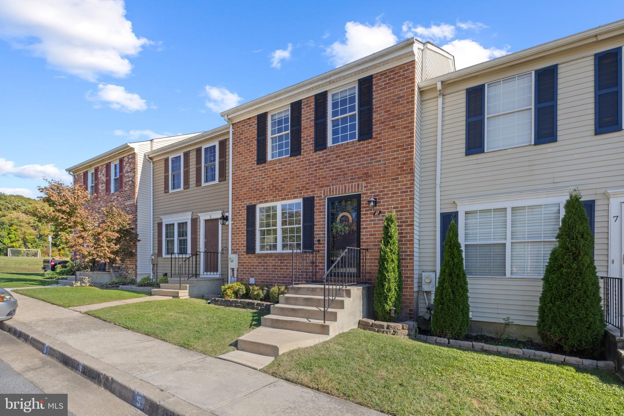 RICHARDSON MEWS - Residential