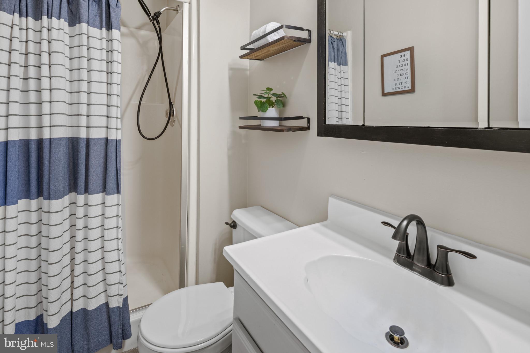 RICHARDSON MEWS - Residential