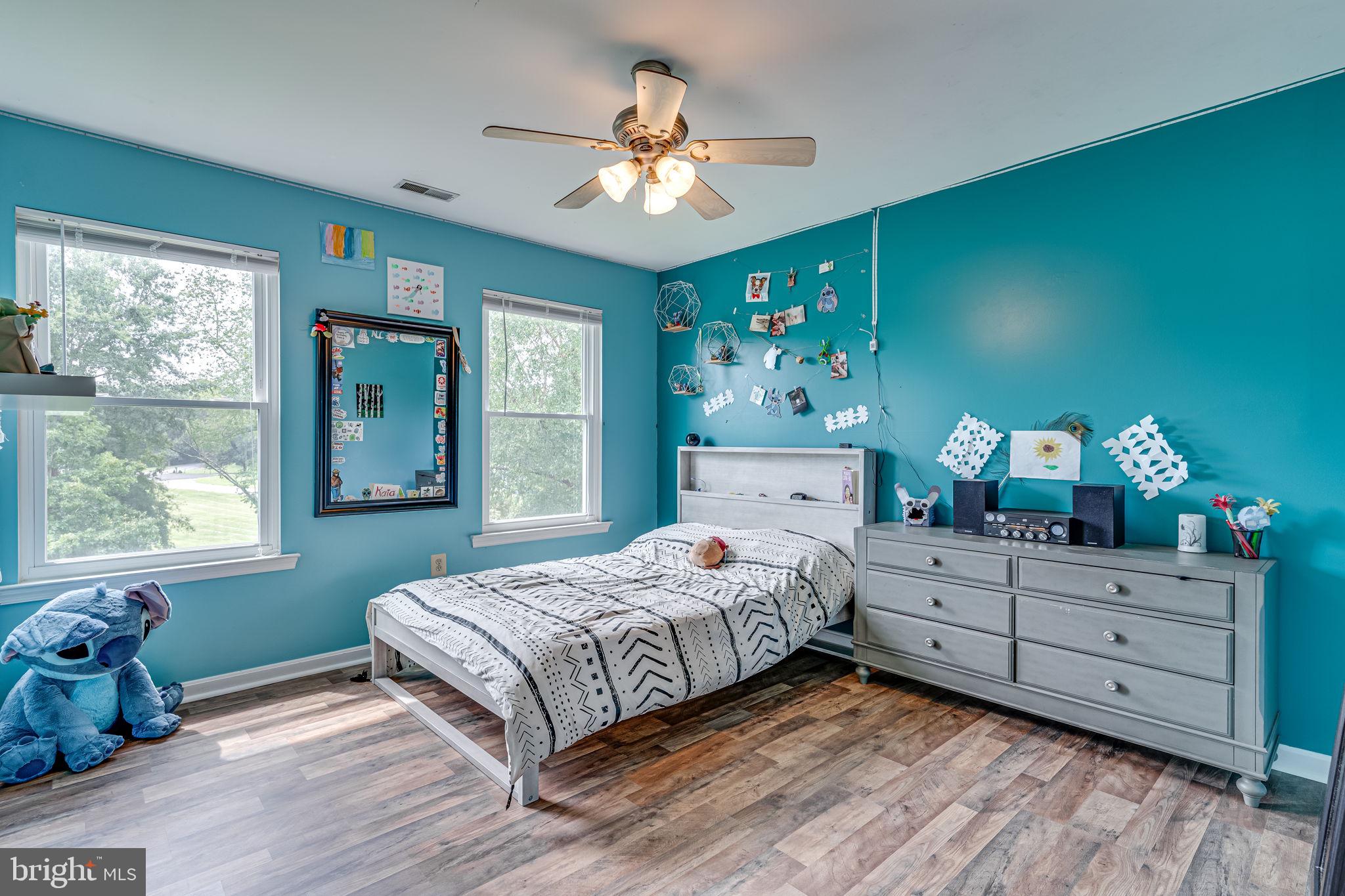 BROADVIEW - Residential