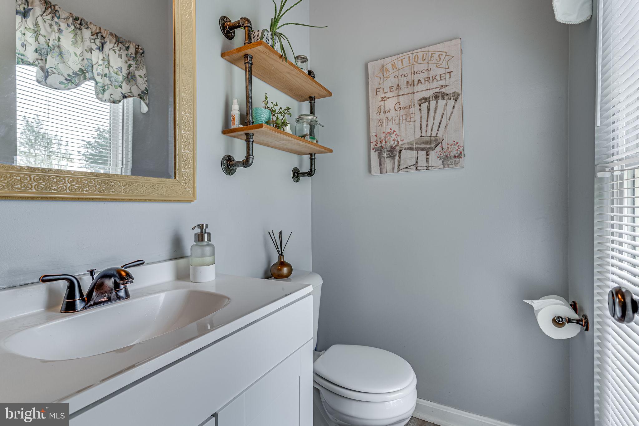 BROADVIEW - Residential