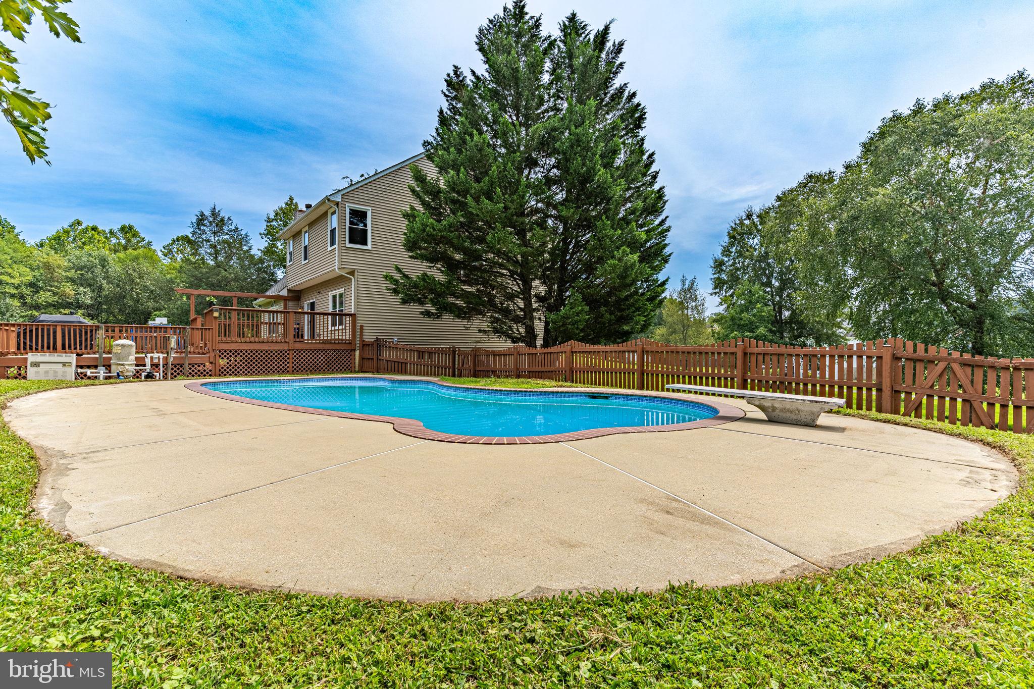 BROADVIEW - Residential