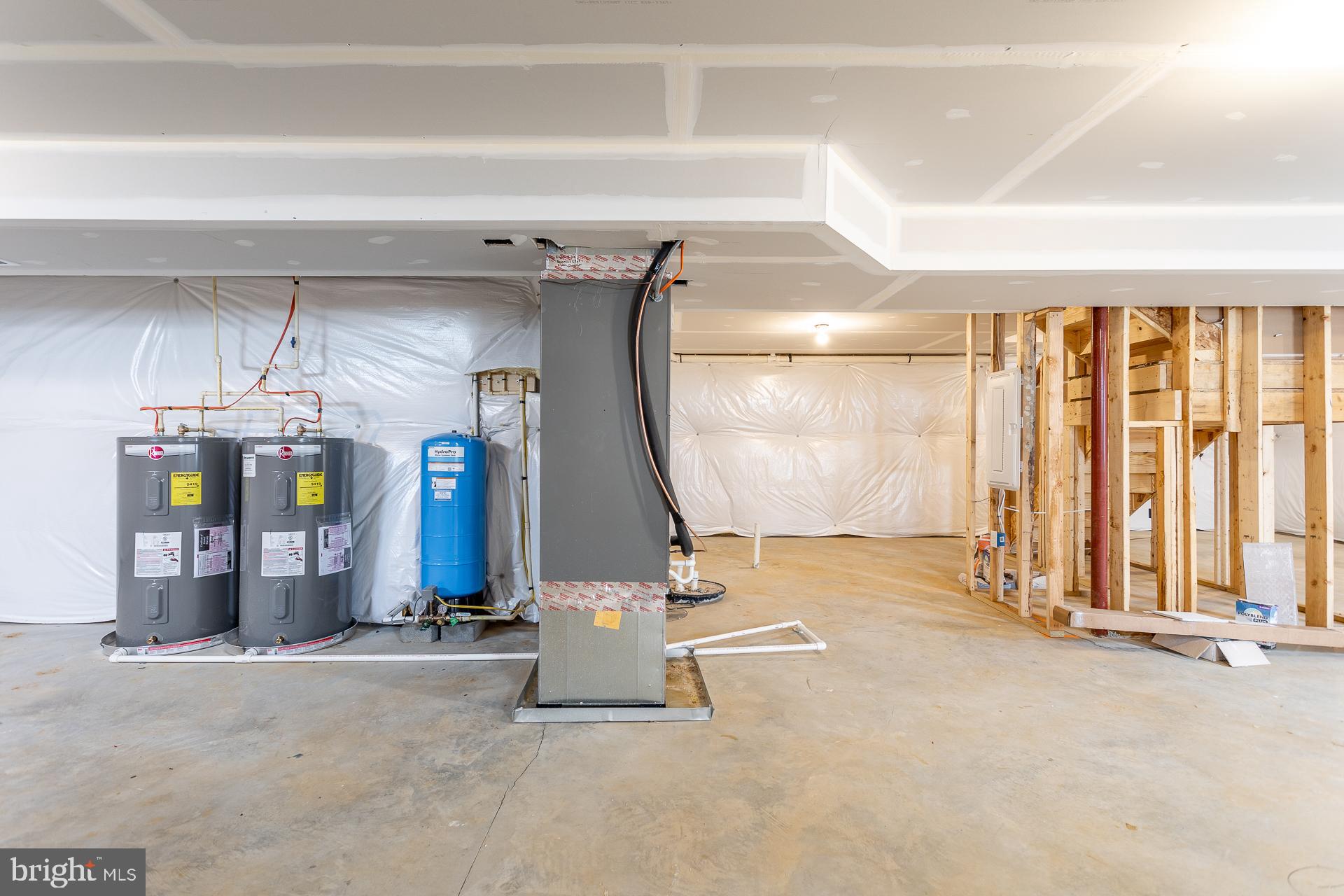 RIDGES OF TUSCARORA - Residential