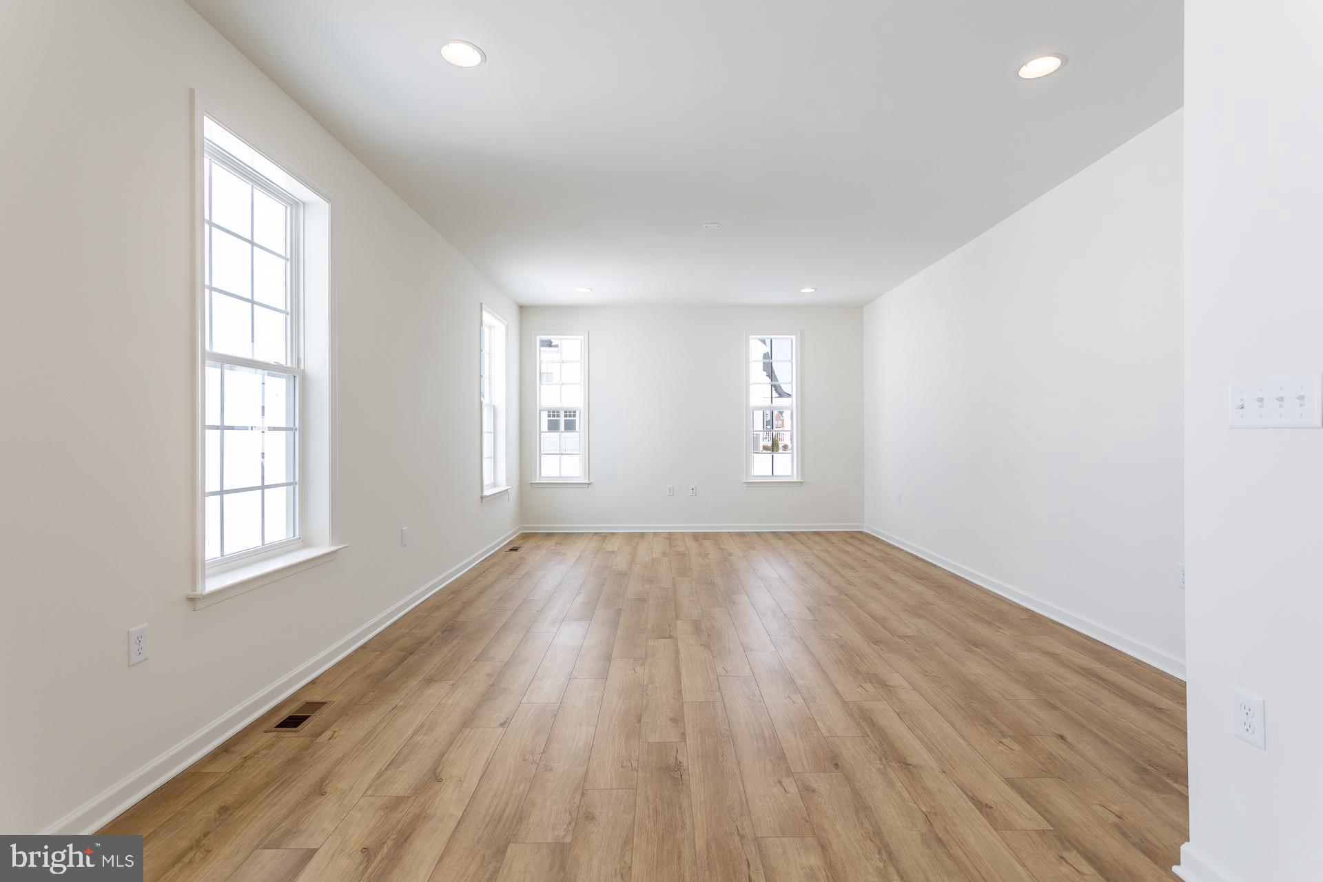 RIDGES OF TUSCARORA - Residential