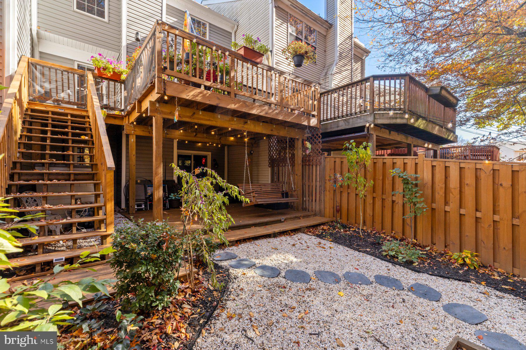 10 LAMBETH BRIDGE COURT