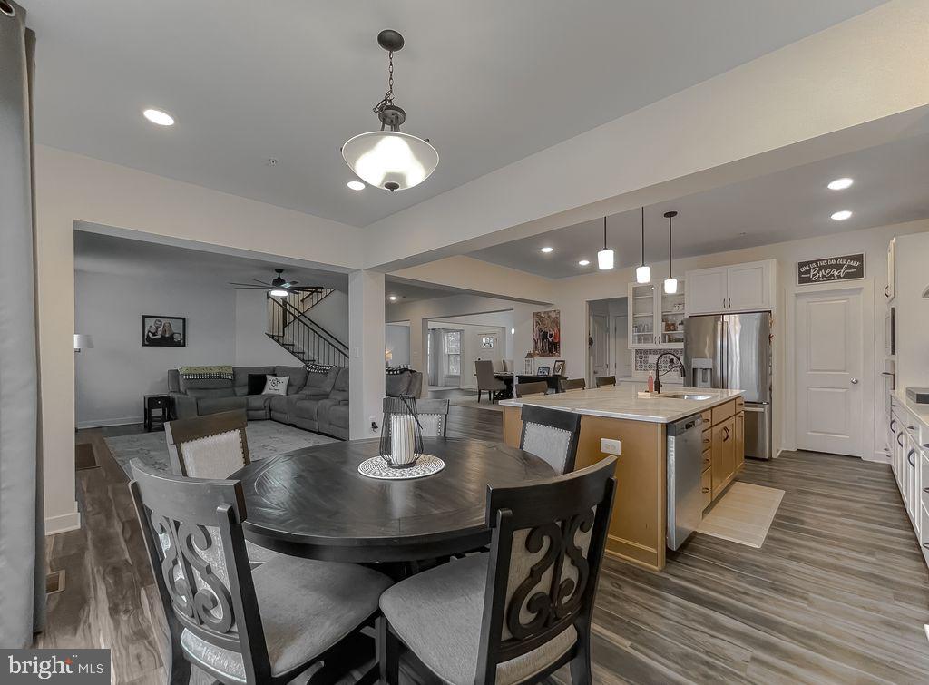 CLARK'S REST - Residential