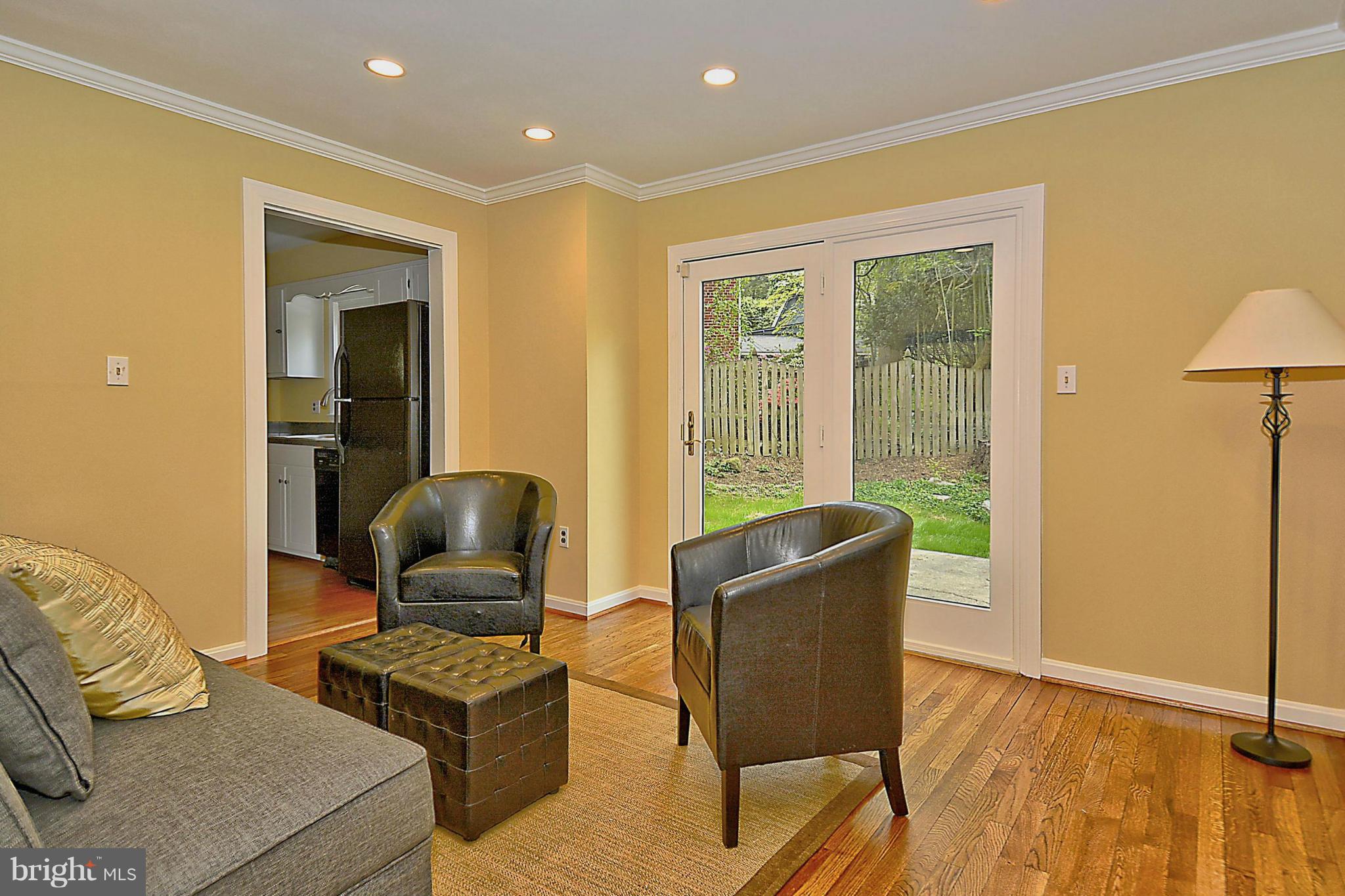 FOREST GLEN PARK - Residential