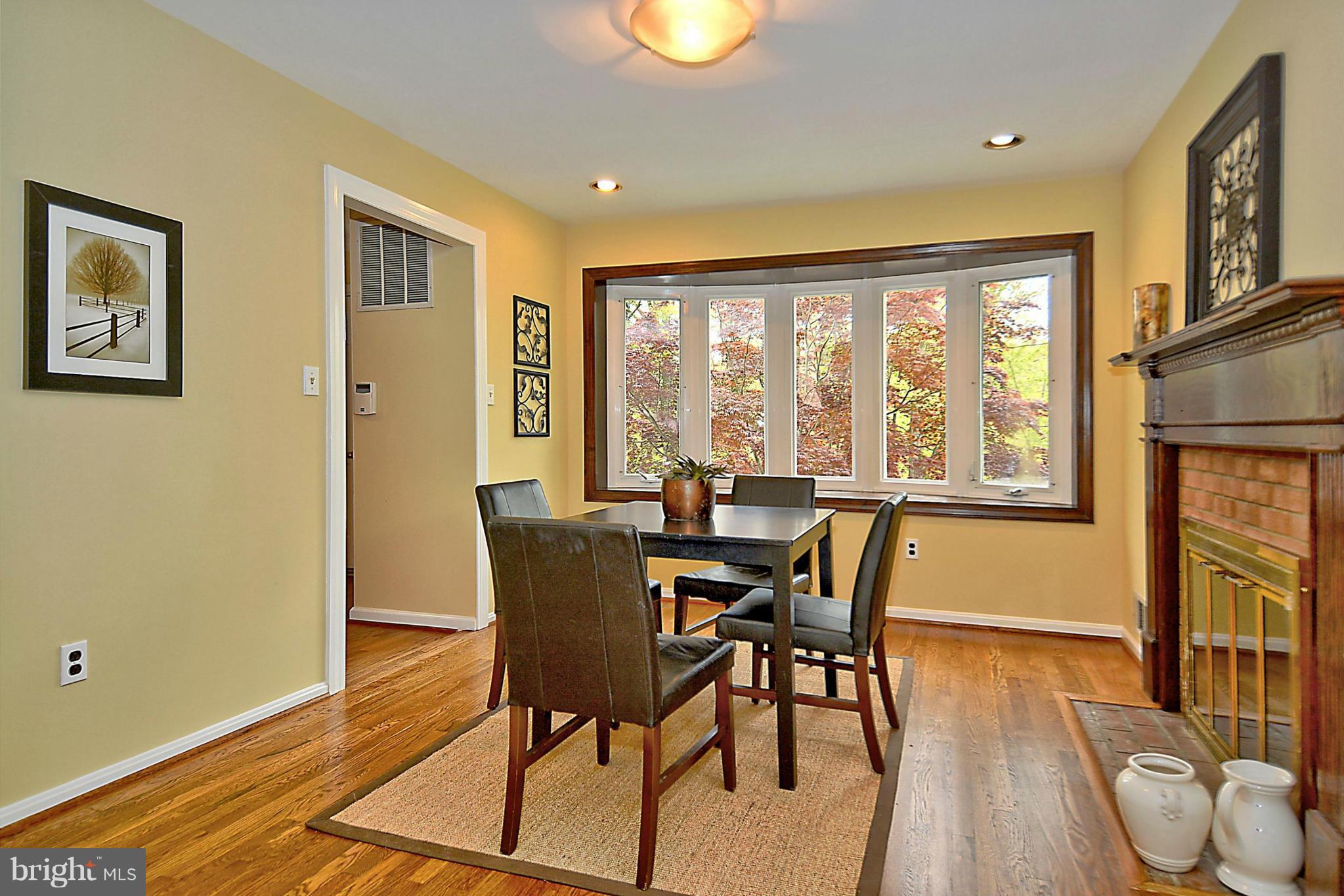 FOREST GLEN PARK - Residential