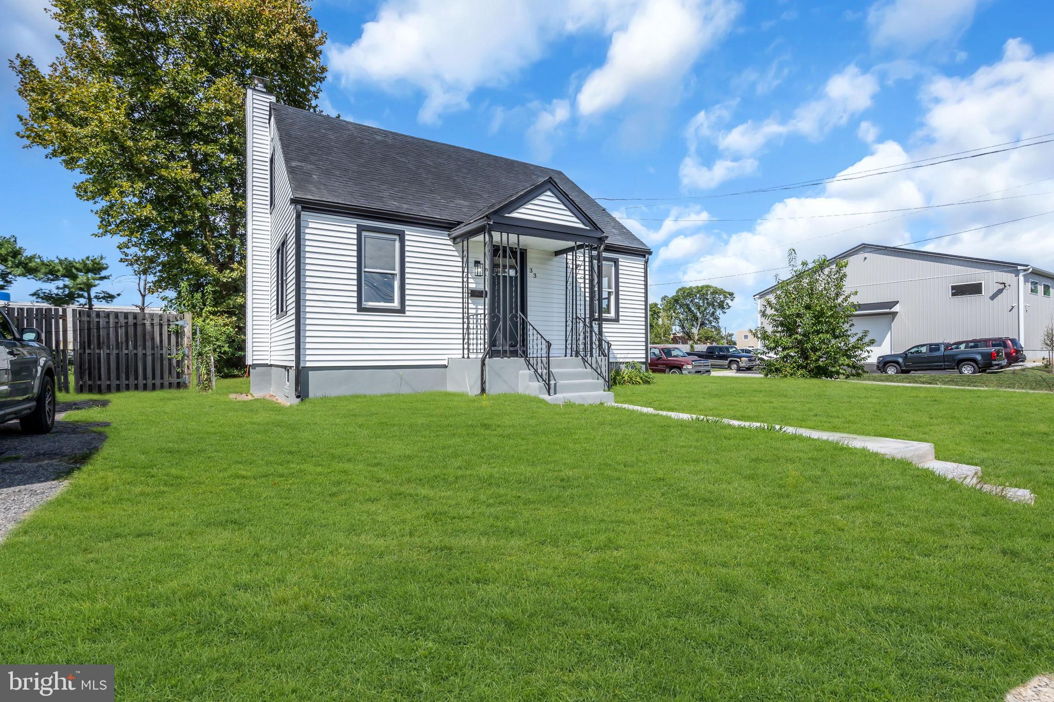 33 MORRIS AVENUE
