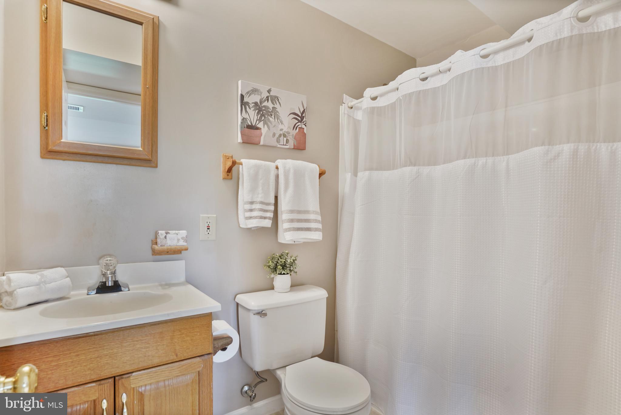 POTOMAC CHASE - Residential