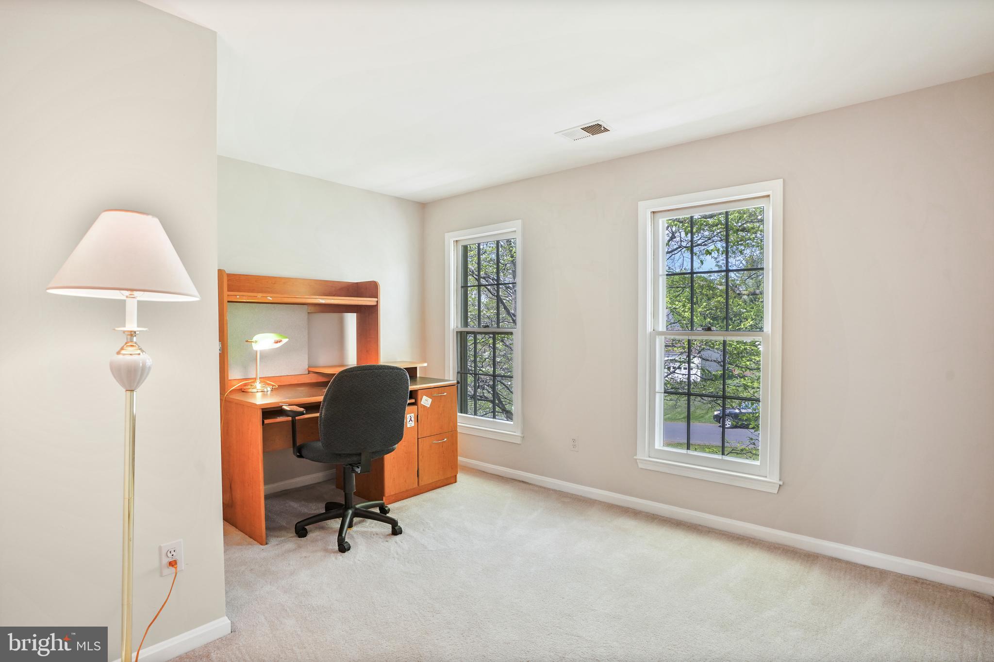 POTOMAC CHASE - Residential