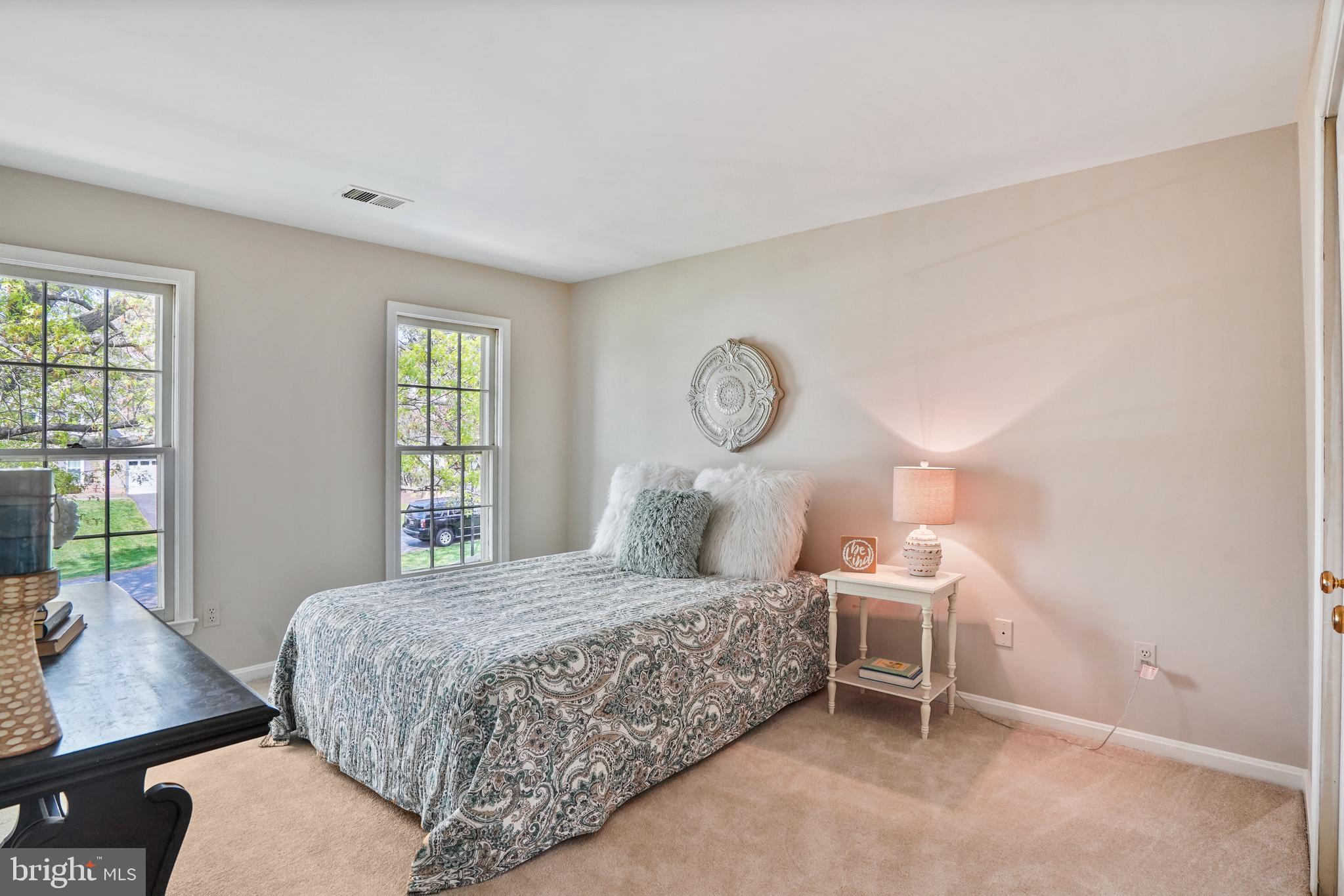 POTOMAC CHASE - Residential