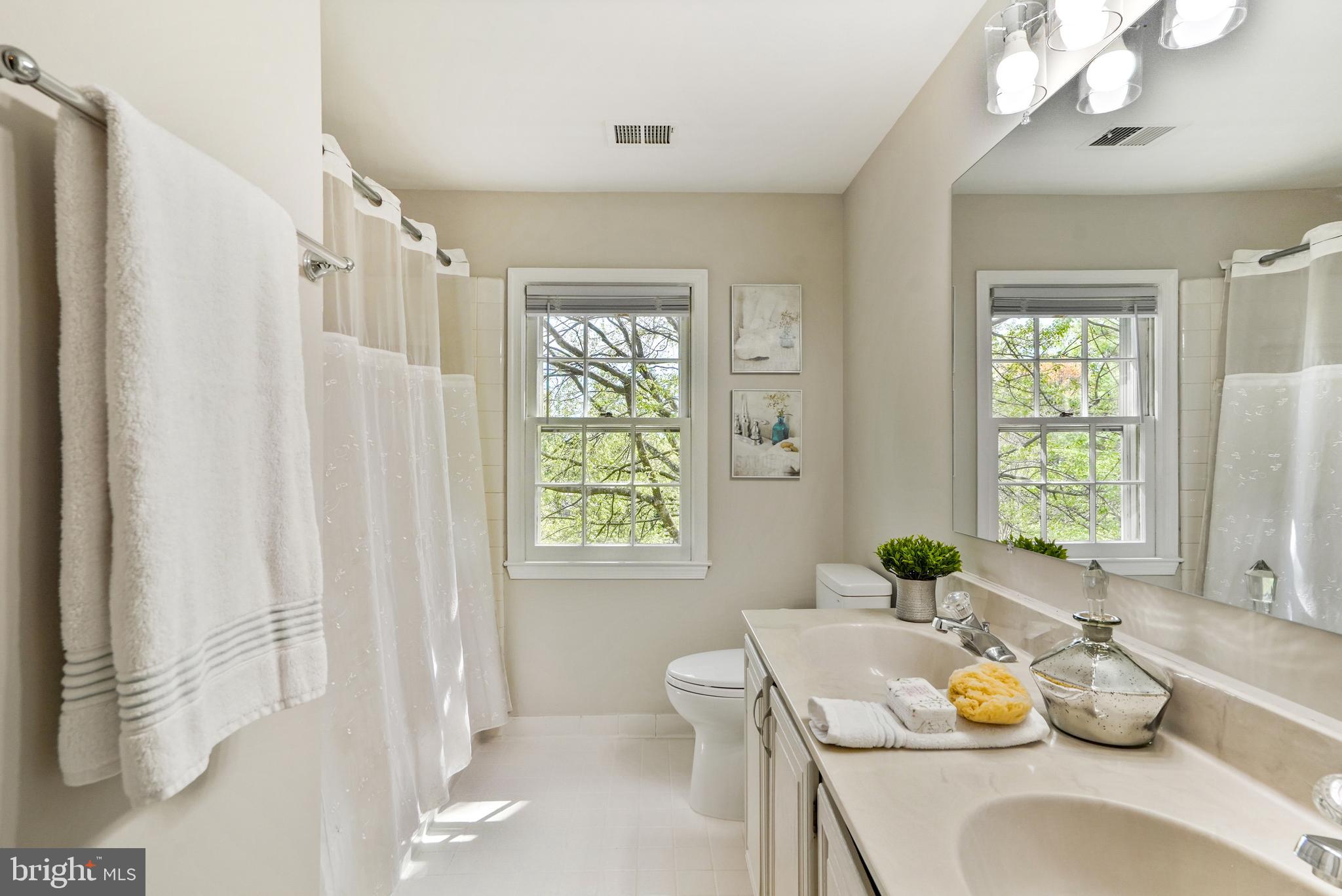 POTOMAC CHASE - Residential