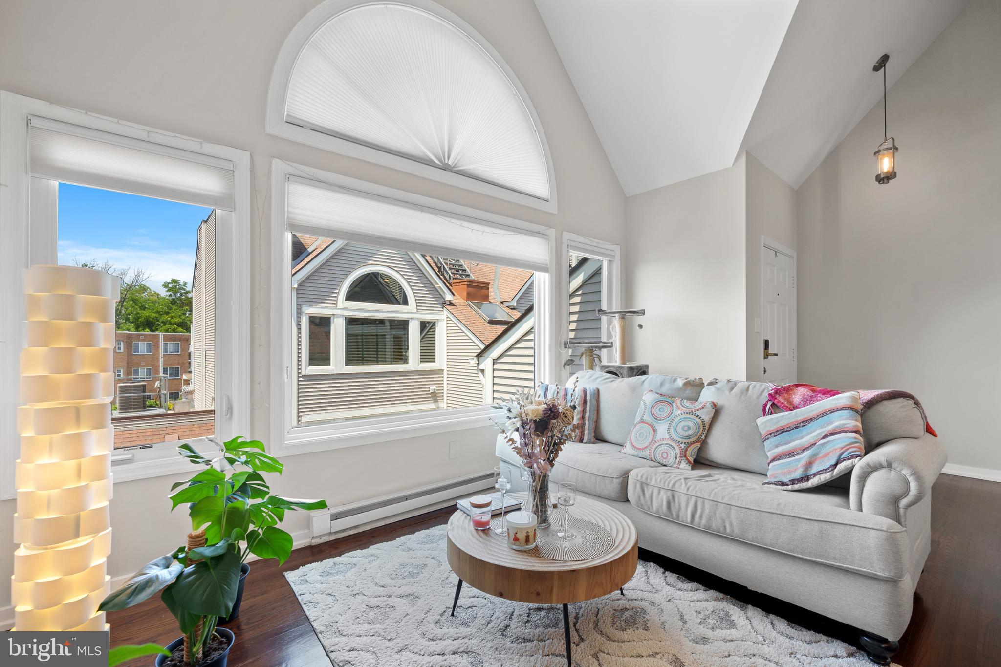 5560 LANGSTON BOULEVARD 63-E