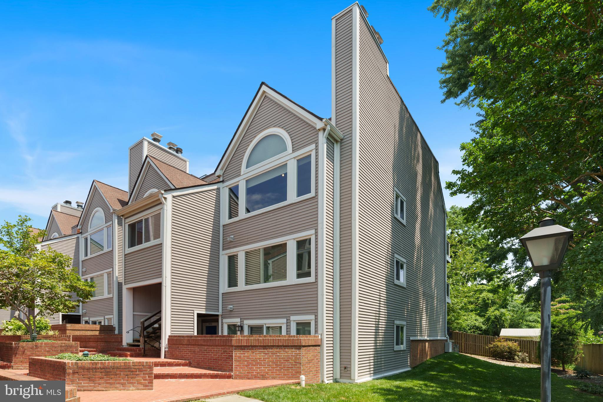 5560 LANGSTON BOULEVARD 63-E