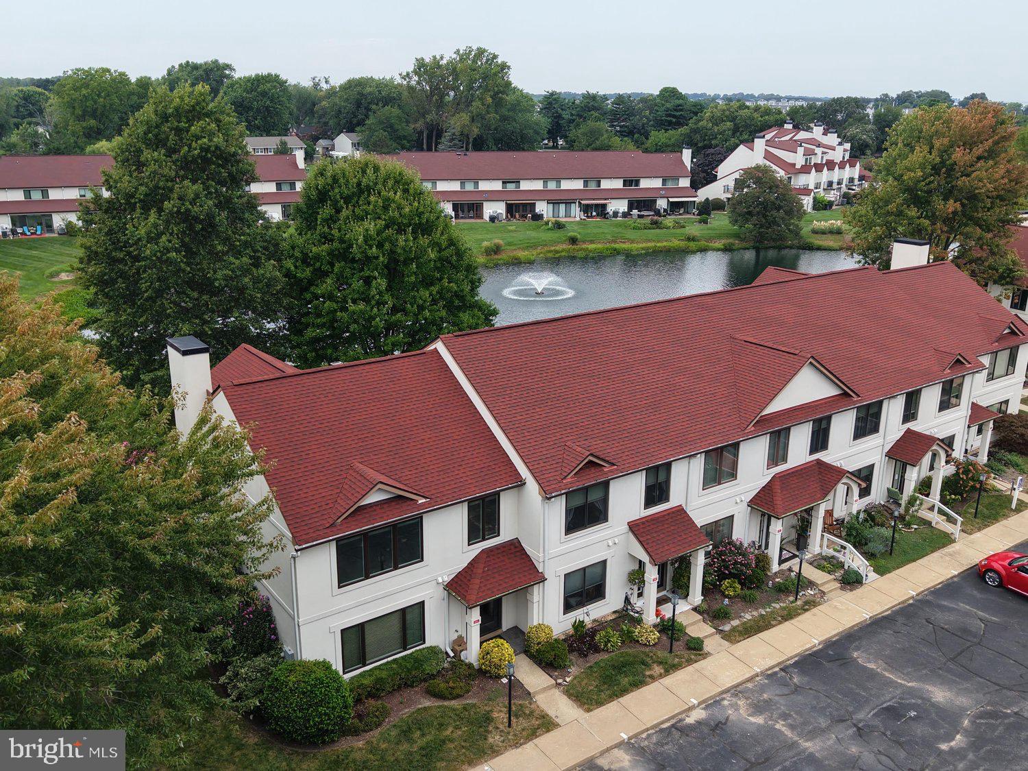 43 QUEEN NEVA COURT A