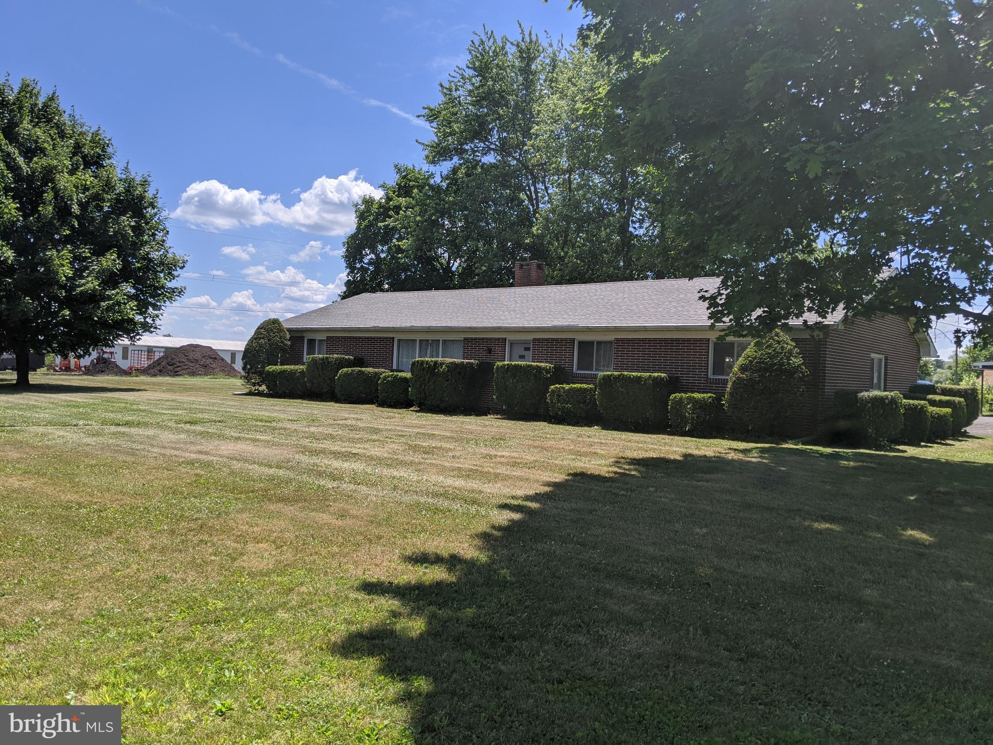 SILVER CREEK ESTAT - Residential Lease