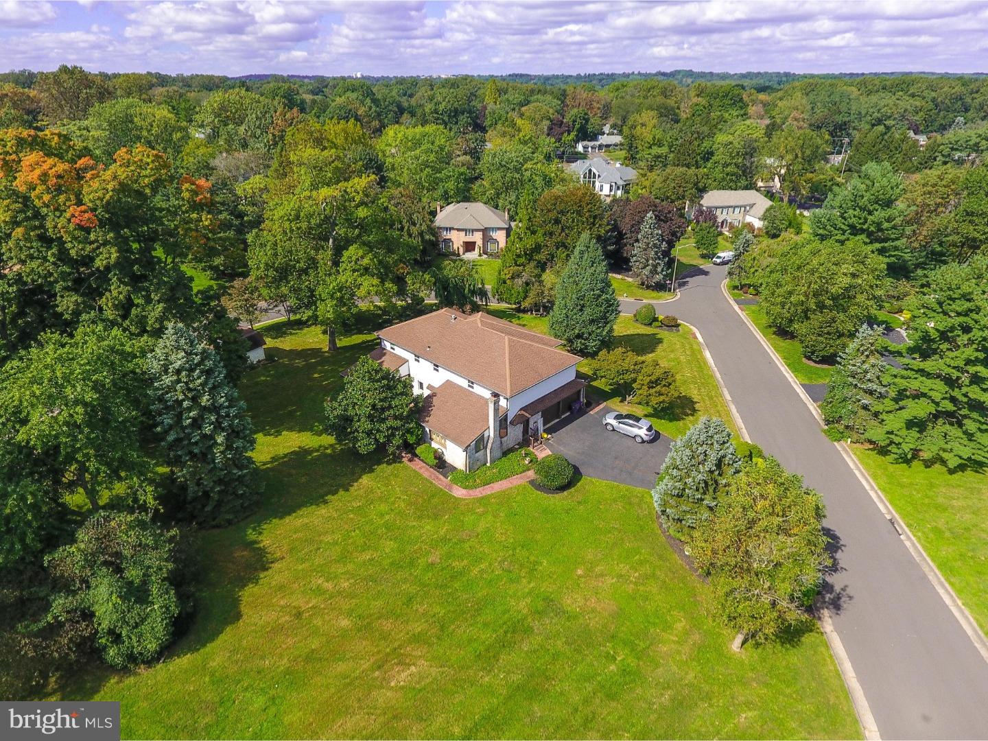 HUNTINGDON VALLEY - Residential