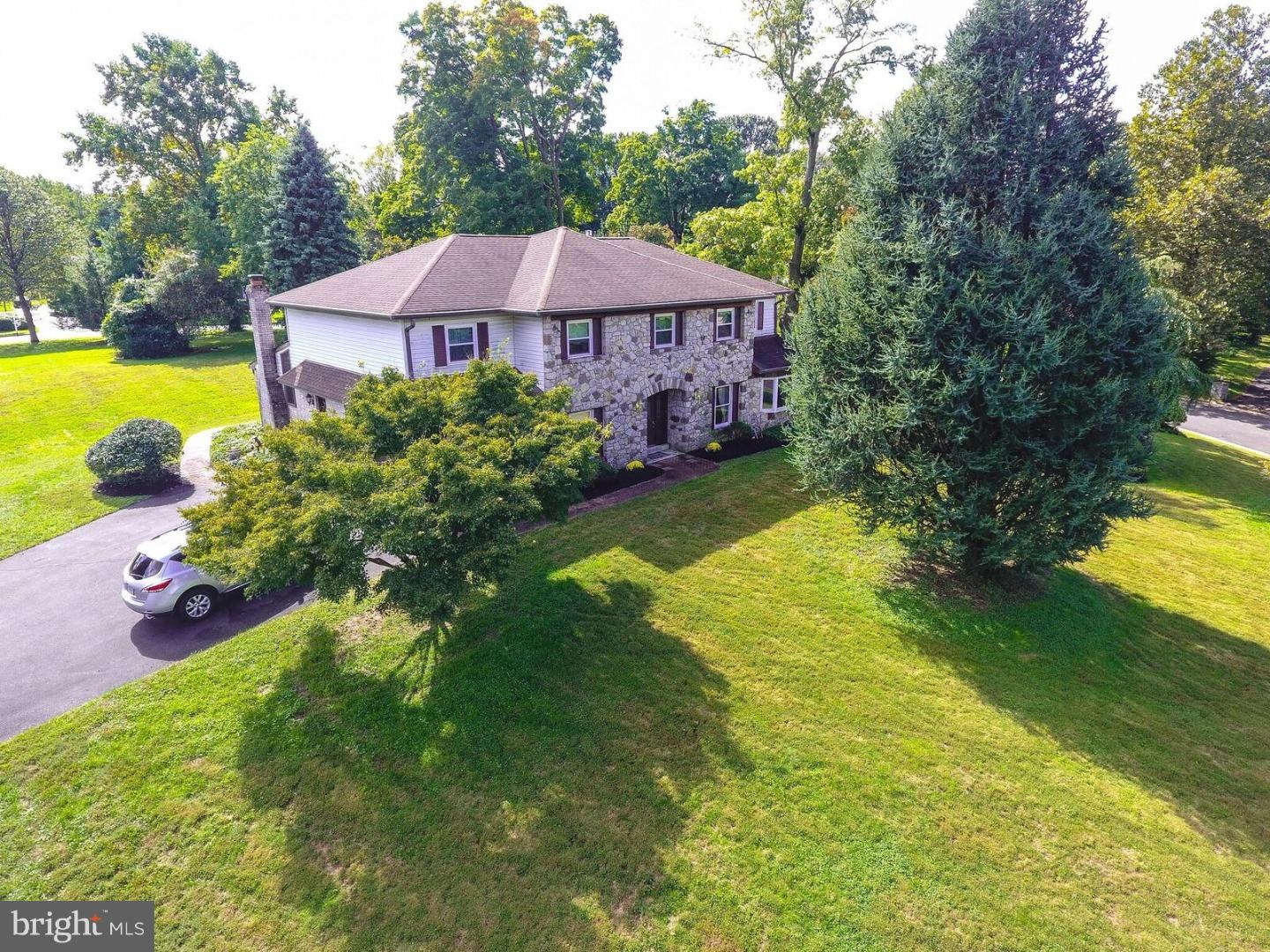 HUNTINGDON VALLEY - Residential