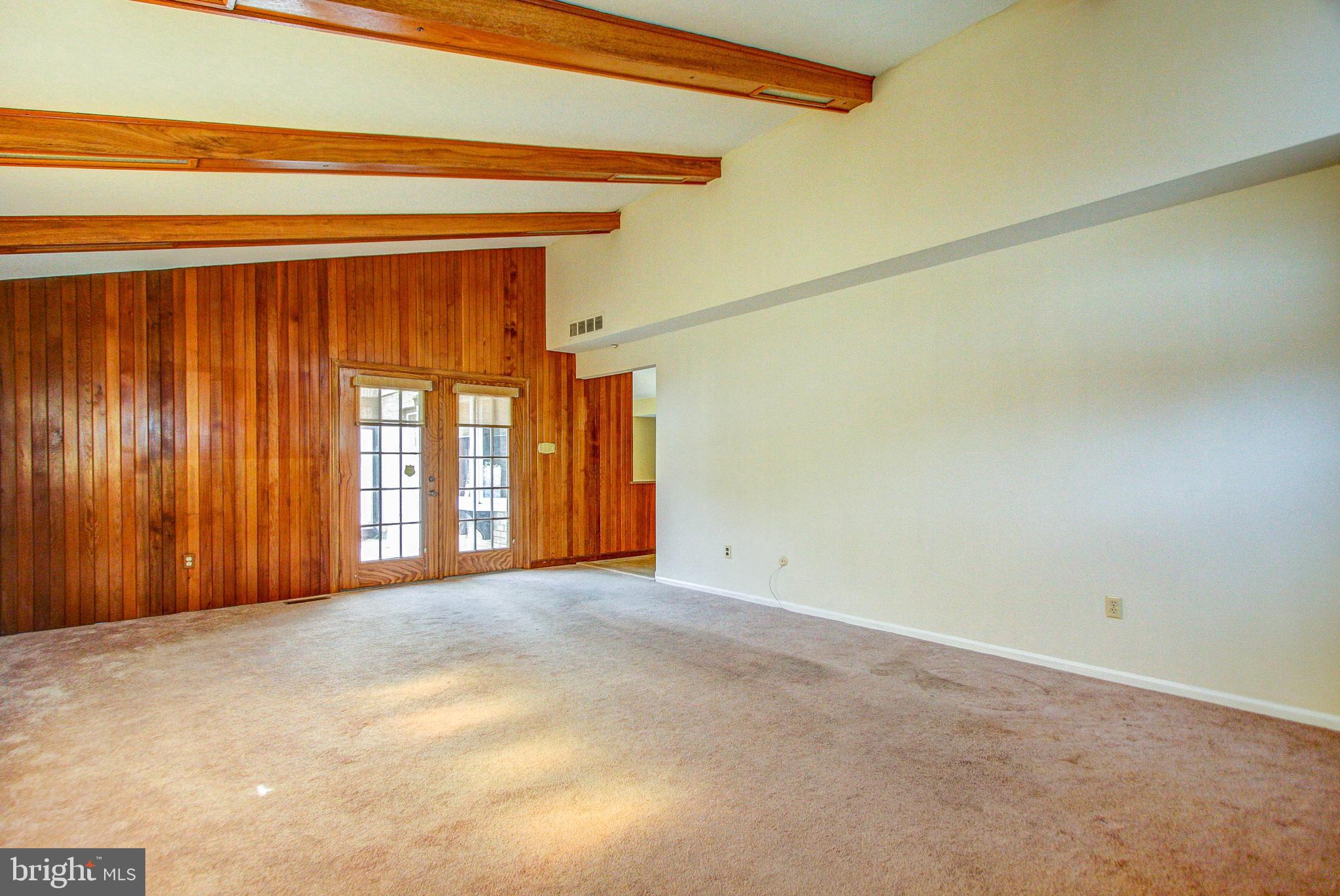 HUNTINGDON VALLEY - Residential
