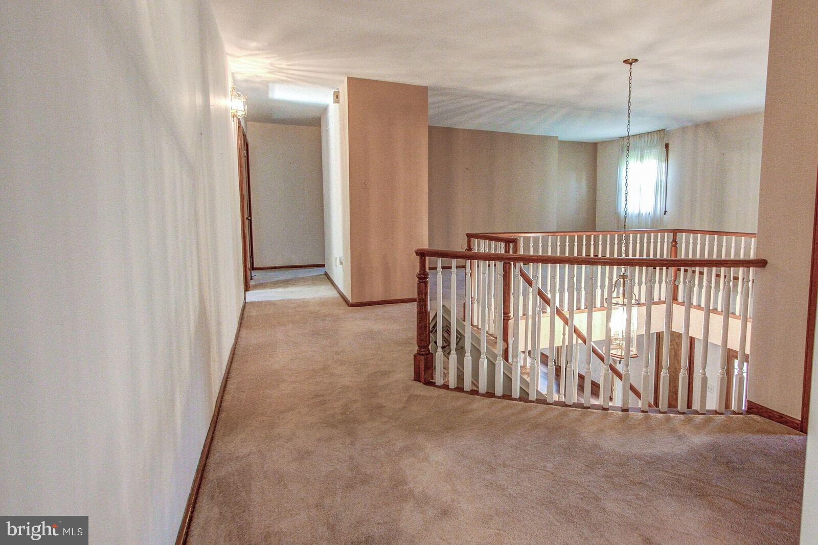 HUNTINGDON VALLEY - Residential