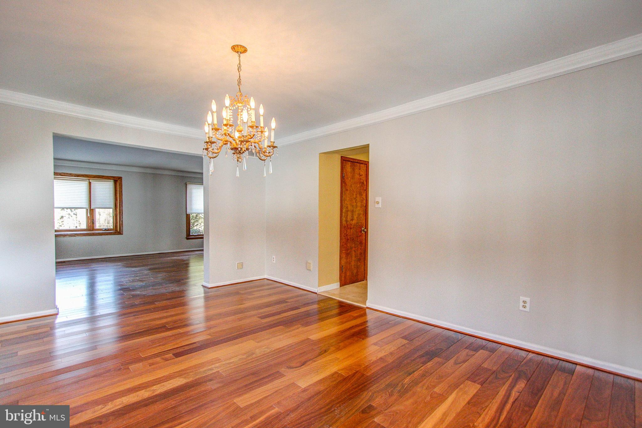 HUNTINGDON VALLEY - Residential