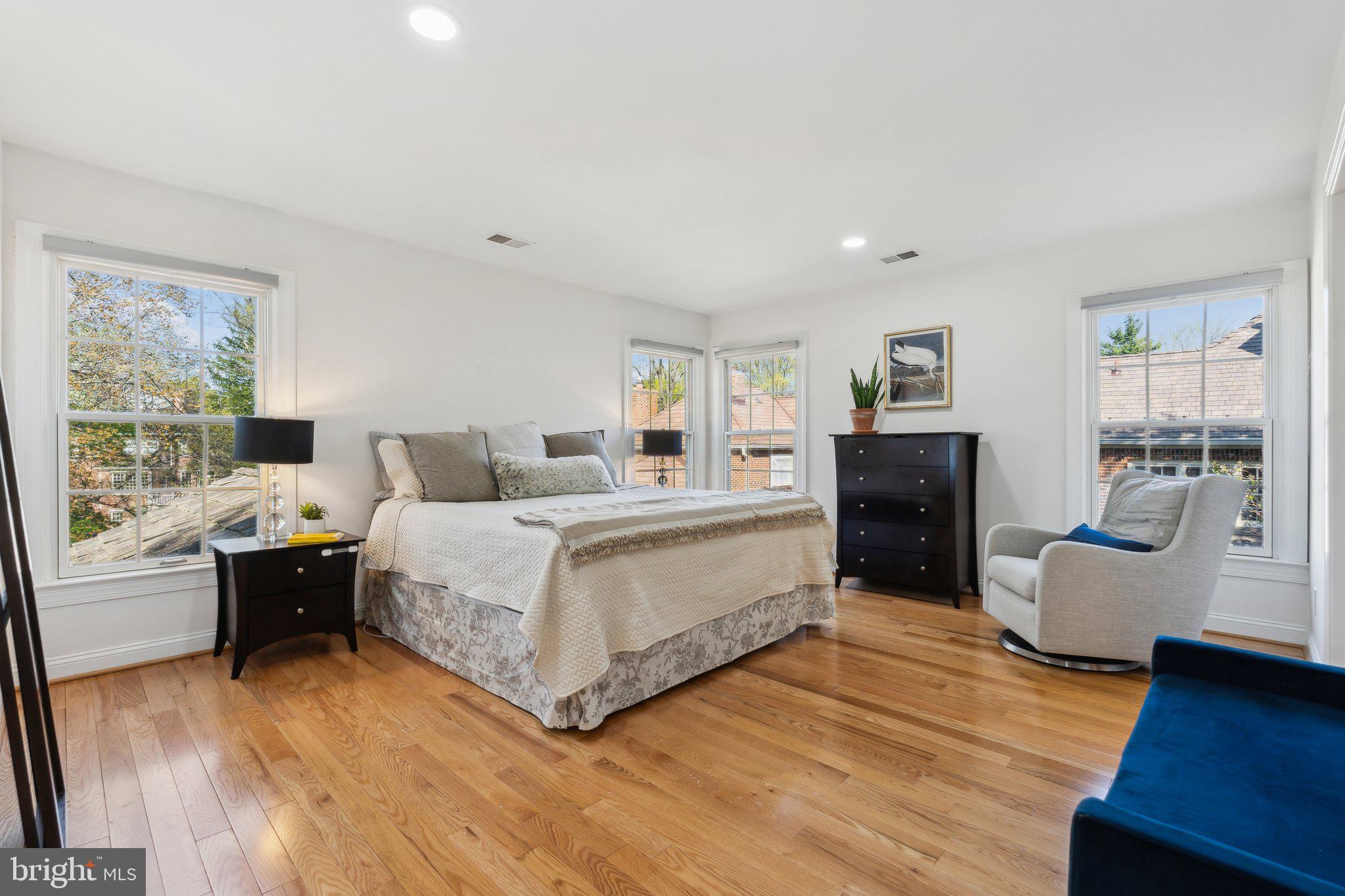 AVENEL - Residential