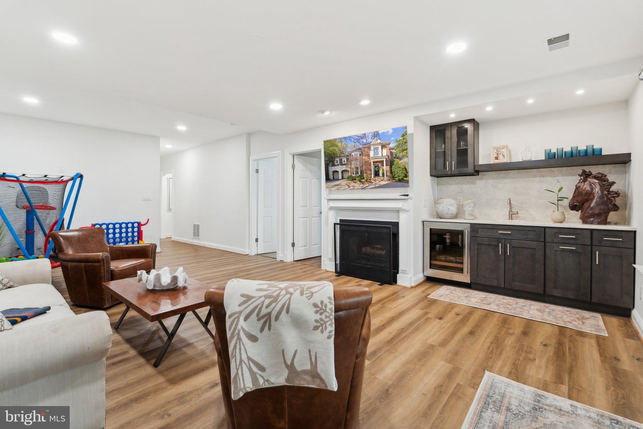 AVENEL - Residential