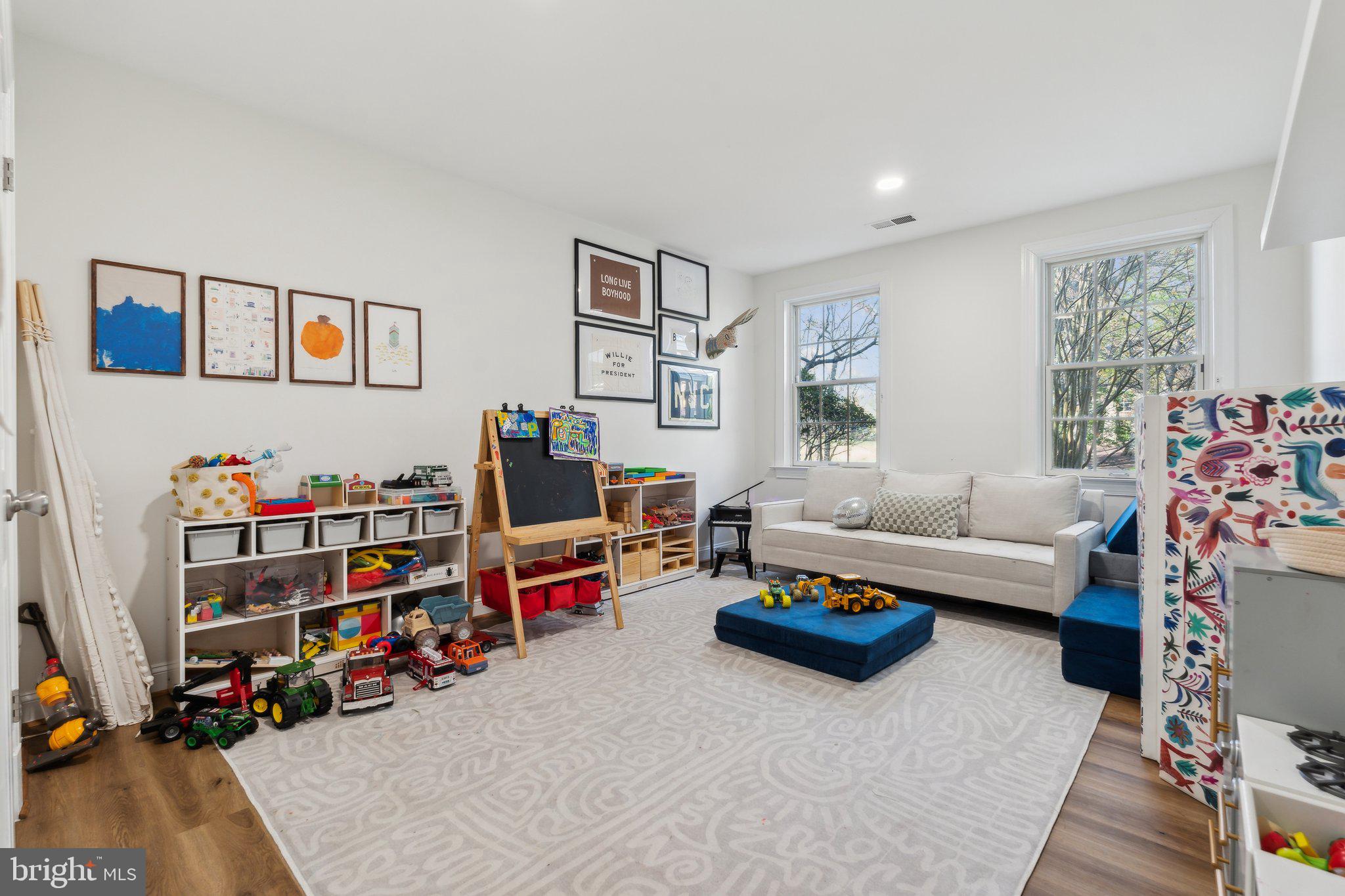 AVENEL - Residential