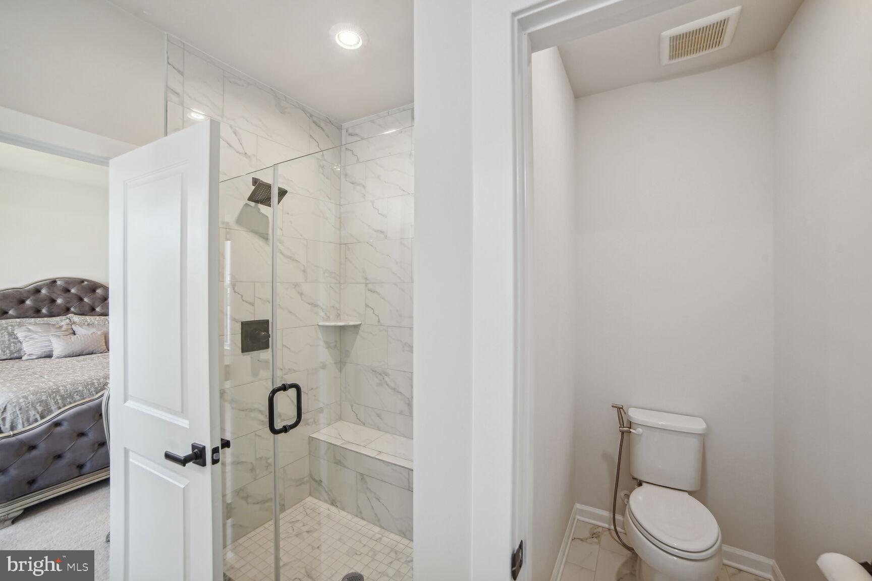 CEDAR CREEK - Residential