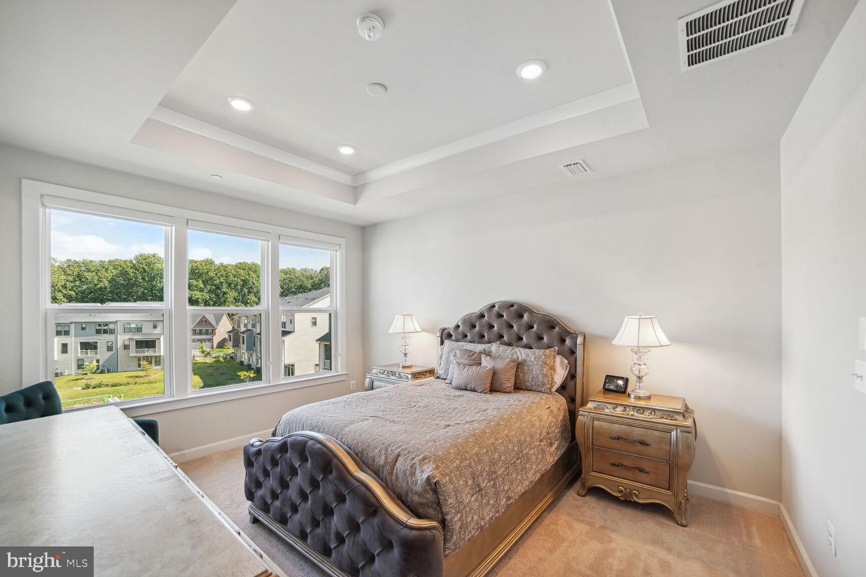 CEDAR CREEK - Residential