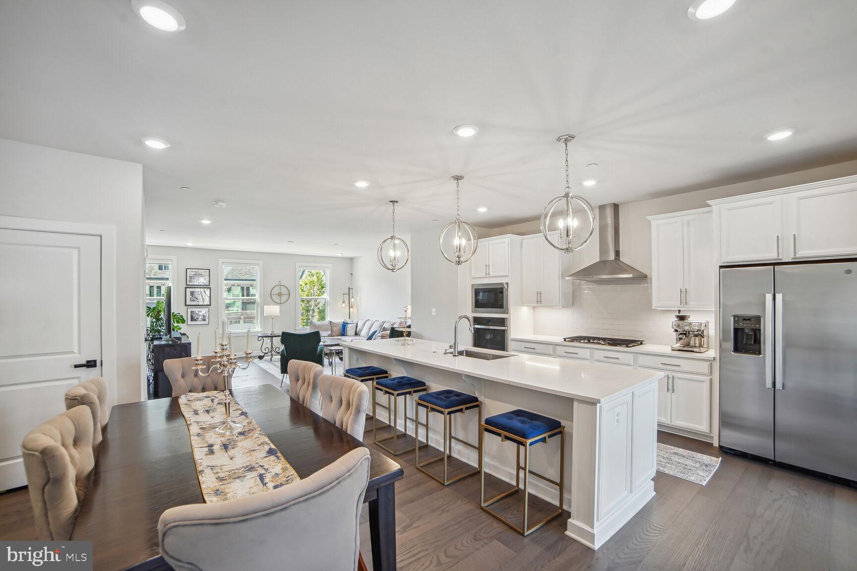 CEDAR CREEK - Residential