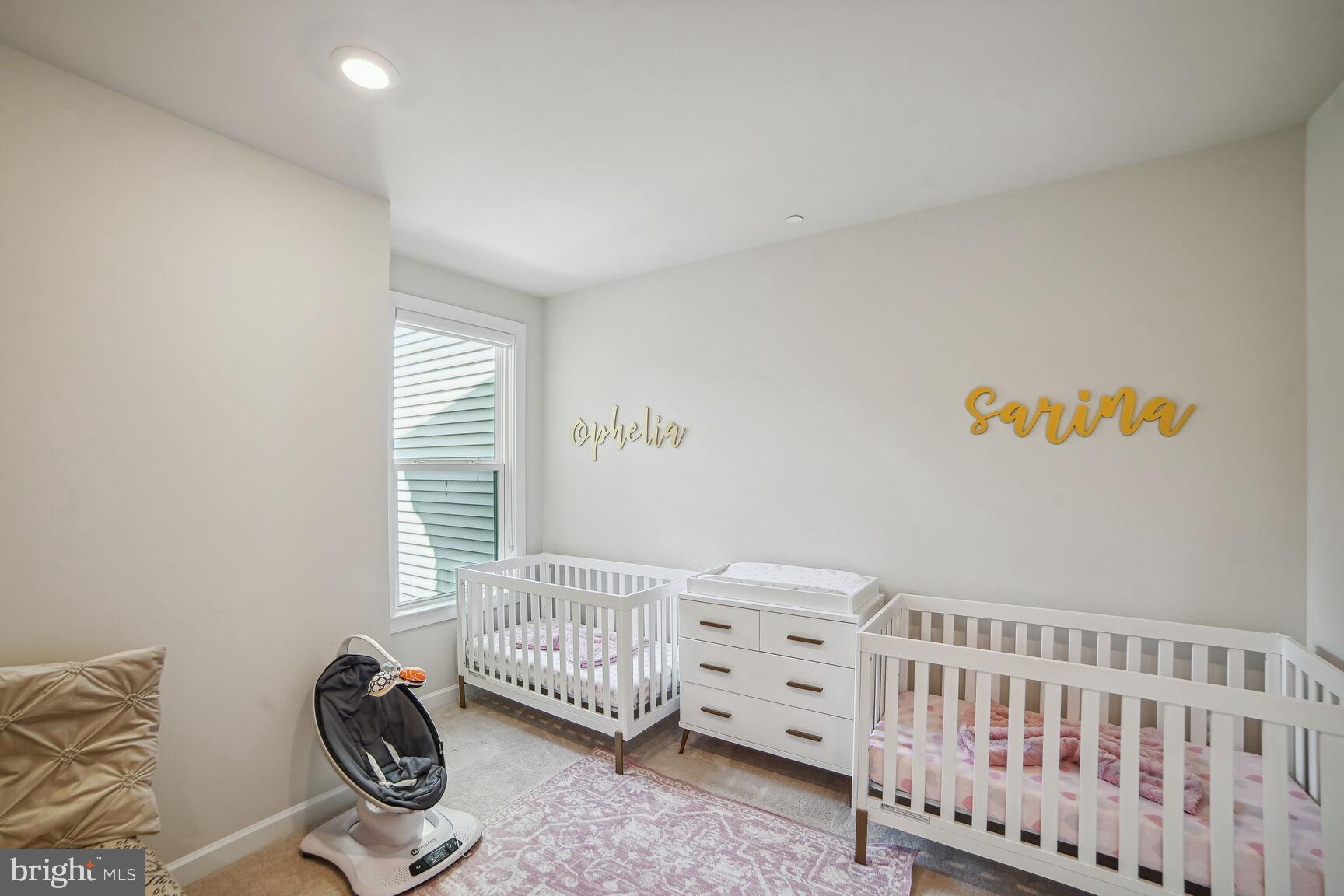 CEDAR CREEK - Residential