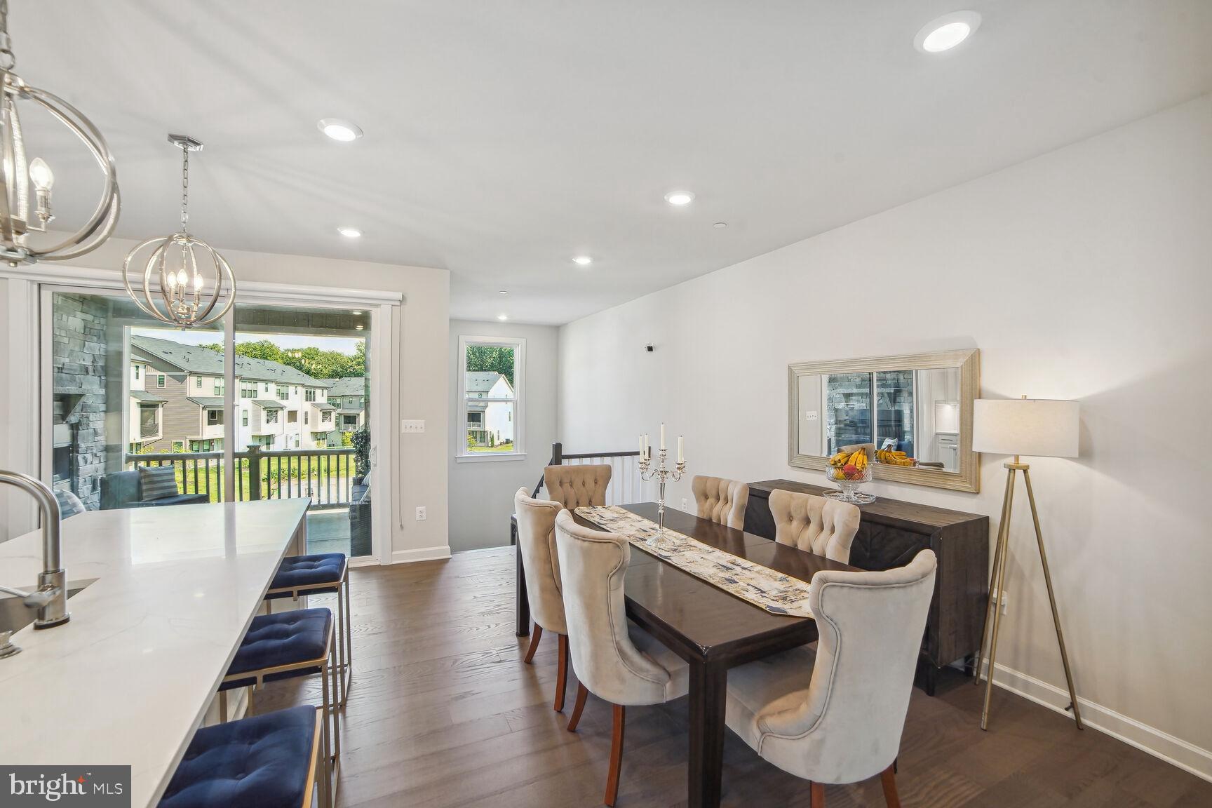 CEDAR CREEK - Residential