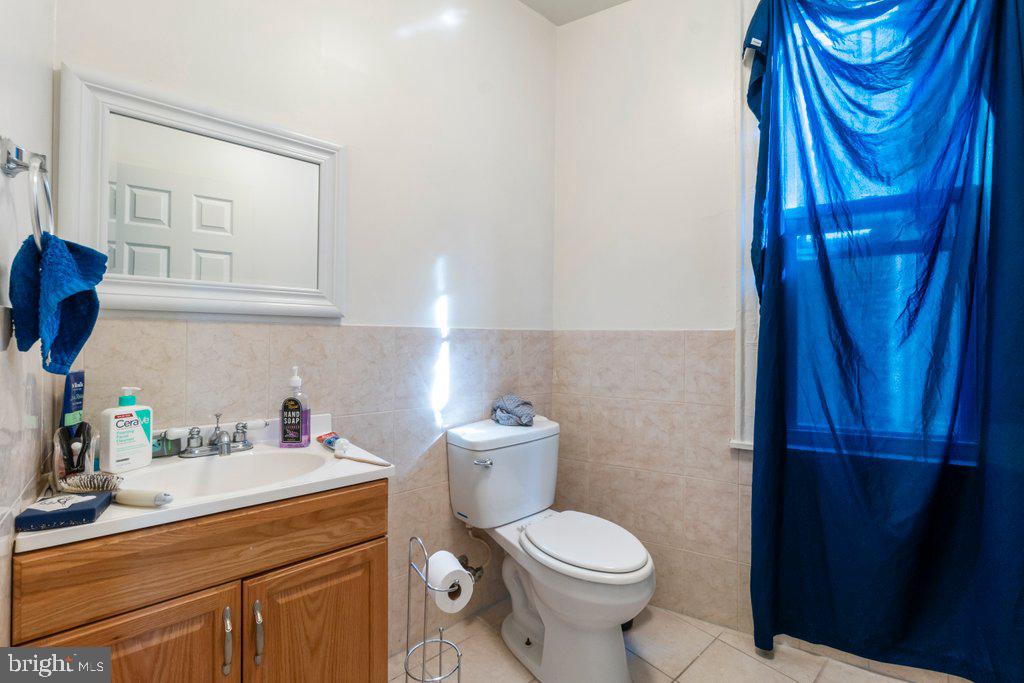 CHARLES VILLAGE - Commercial Sale