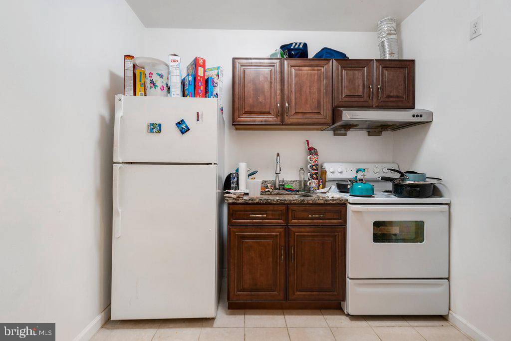 CHARLES VILLAGE - Commercial Sale