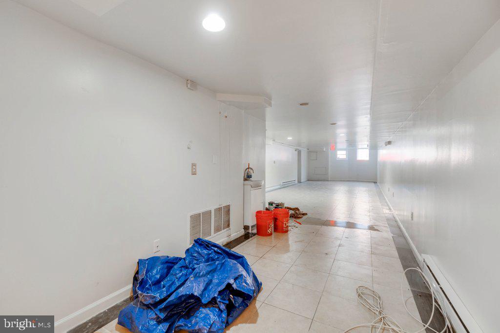 CHARLES VILLAGE - Commercial Sale