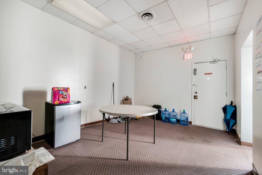 CHARLES VILLAGE - Commercial Sale