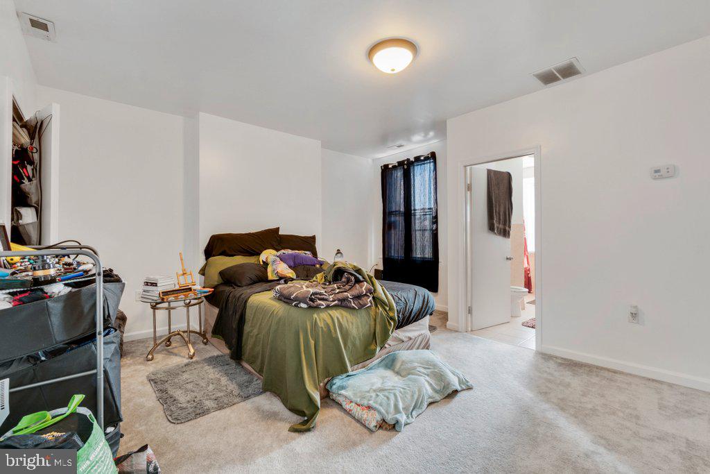 CHARLES VILLAGE - Commercial Sale