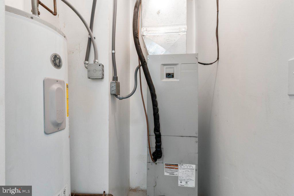 CHARLES VILLAGE - Commercial Sale